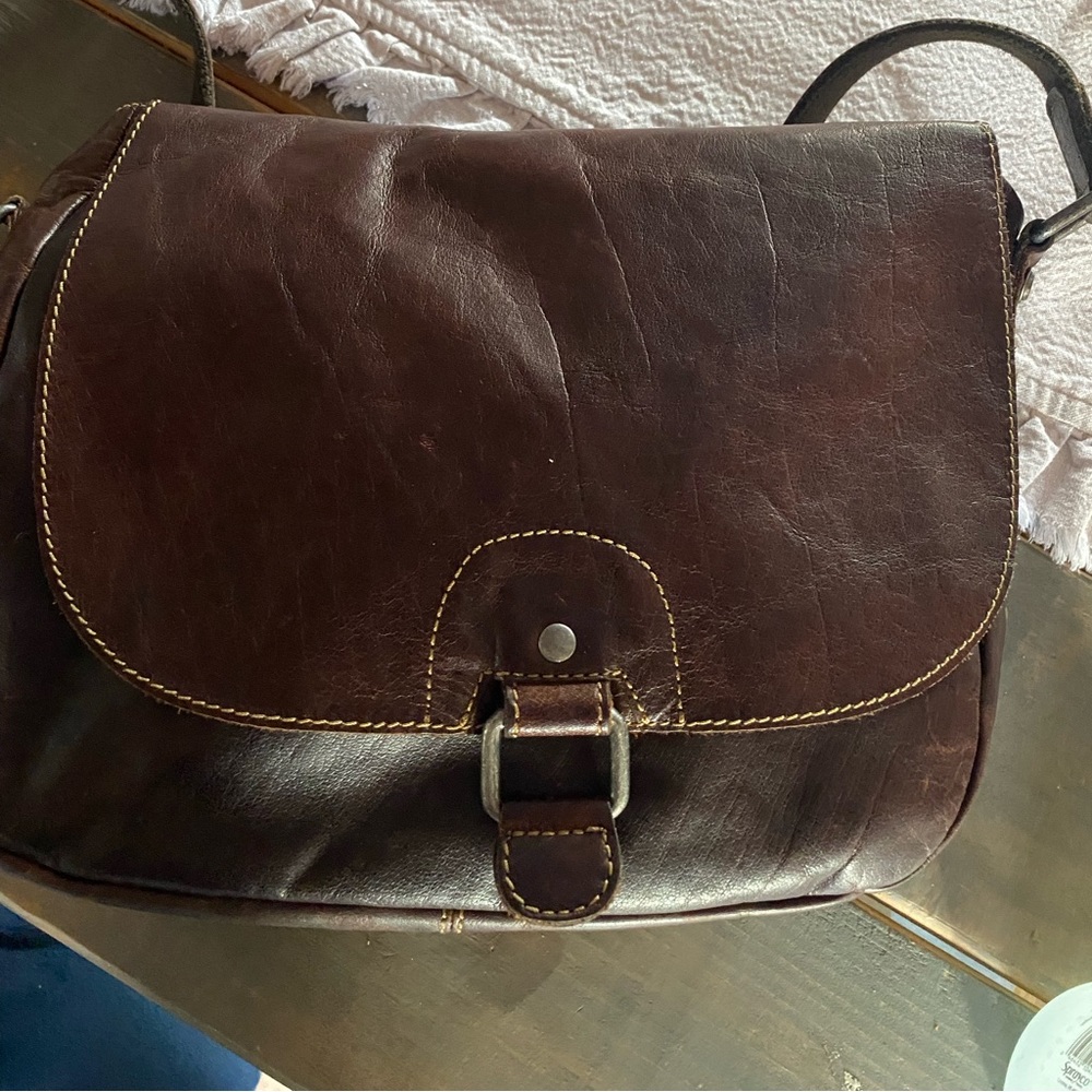 Jack Georges Voyager Horseshoe Crossbody Saddle Bag